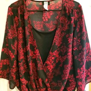 Size 18/20 red and black top